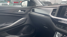 Vauxhall Grandland 1.2 Turbo SE 5dr Petrol Hatchback